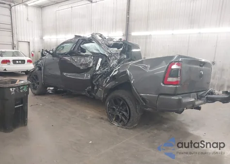 2021 Ram 1500 Laramie 4X4 5'7 Box z USA, uszkodzony, nr VIN 1C6SRFJT7MN504877